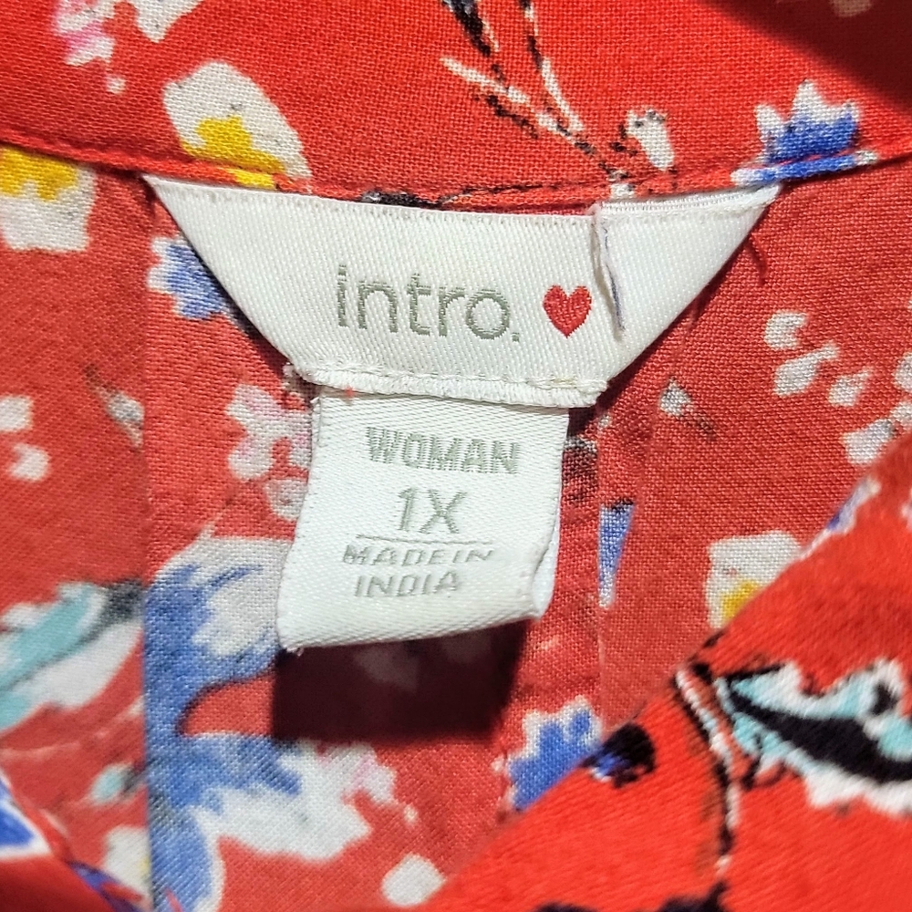 Red Floral Three Quarter Sleeve Rayon Blouse  sz 1X by Intro Love - Picture 4 of 5